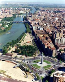 El Ebro a su paso por Zaragoza